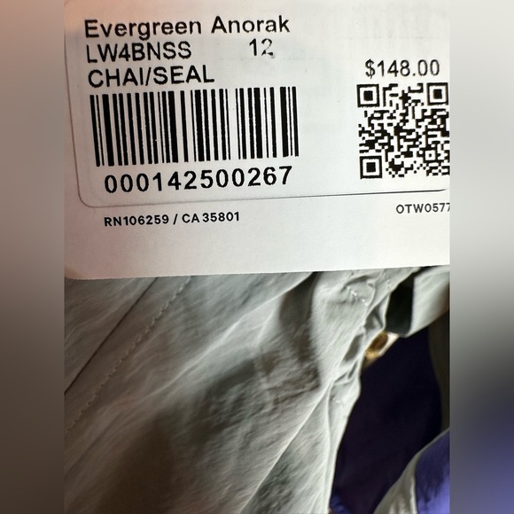 lululemon athletica Women's anorak in purple and Gray - Picture 5 of 11